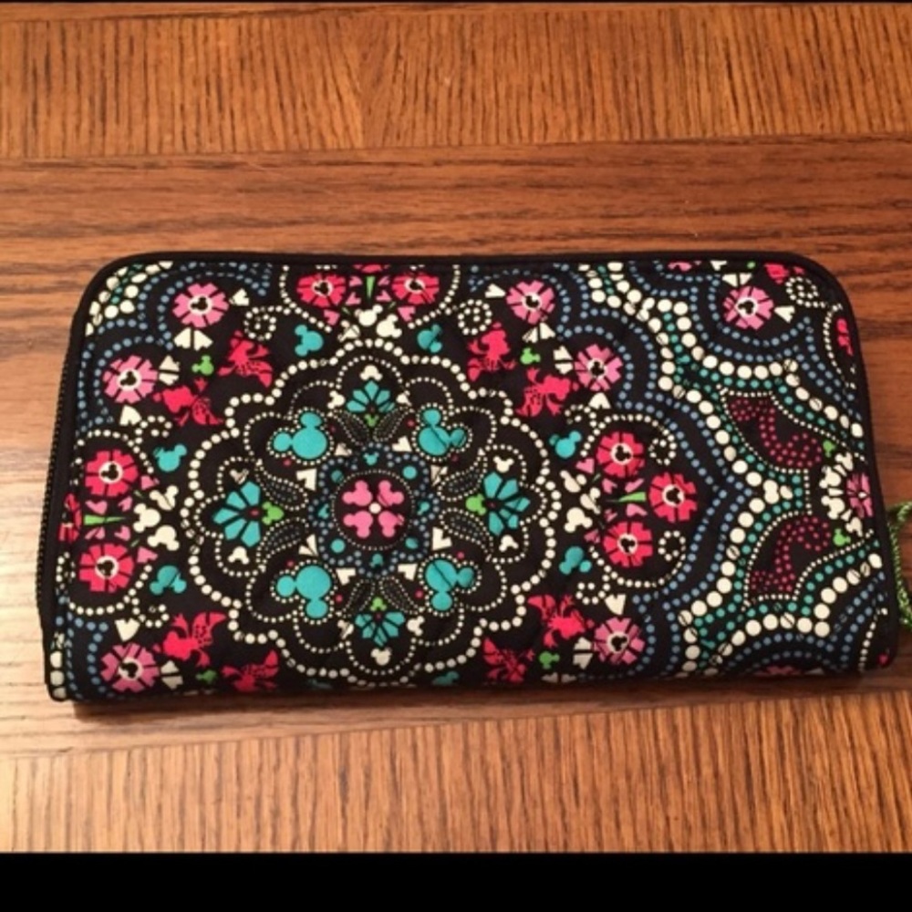 Disney Vera Bradley zip wallet